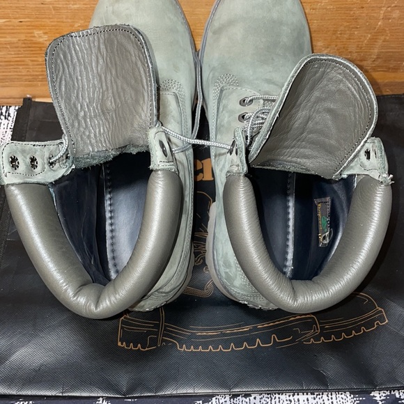 Mens 10 Timberland Premium 6-inch Boots - Picture 12 of 13